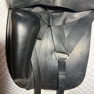 Ideal Suzannah *Long Flaps* Dressage Black 18" MW 7 | Saddles Direct