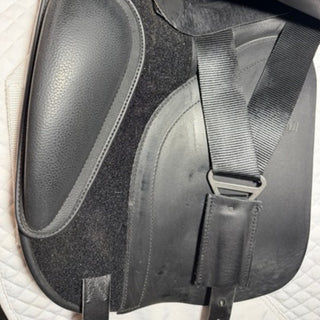 Ideal Technical & Traditional Dressage Black 17.5" ADJ 7 | Saddles Direct