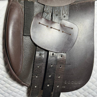 Jeffries Elegance Show Brown 15" W 7 | Saddles Direct