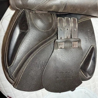 John Whitaker Rio Pony Jump Brown 16" ADJ 7 | Saddles Direct