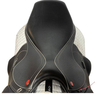 John Whitaker Venice Jump Black 17" ADJ 4 | Saddles Direct