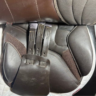 Kent and Masters Competition Series Dual Flap Jump Brown 17.5" ADJ 8 | Saddles Direct