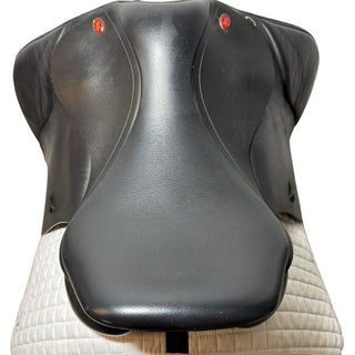 Kent and Masters MGX GP Black 17.5" ADJ 4 | Saddles Direct