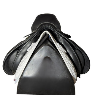 Kent and Masters MGX GP Black 17.5" ADJ 1 | Saddles Direct