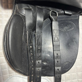 Kent and Masters Original Cob MGX GP Black 17" ADJ 7 | Saddles Direct
