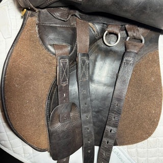 Kent and Masters Original GP Brown 17.5" ADJ 7 | Saddles Direct