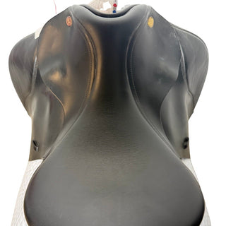 Kent and Masters Original High Wither Dressage Black 17.5" ADJ 6 | Saddles Direct