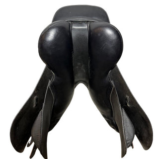 Kent and Masters Original JU Jump Black 17.5" ADJ 9 | Saddles Direct