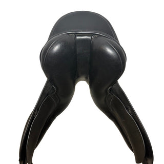Kent and Masters Original Low Wither LDM Dressage Black 17" ADJ 9 | Saddles Direct