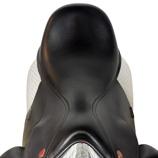 Kent and Masters Original MDR Dressage Black 17.5" ADJ 4 | Saddles Direct