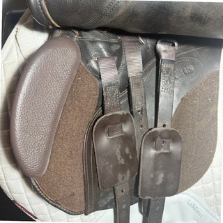 Kent and Masters Original Standard Wither GPM GP Brown 17.5" ADJ 6 | Saddles Direct