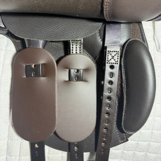 Kent and Masters R - Series Pony GP Brown 15" ADJ 8 | Saddles Direct