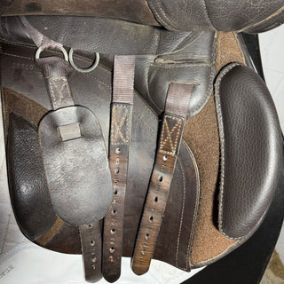 Kent and Masters S - Series Compact MGC GP Brown 17" ADJ 8 | Saddles Direct