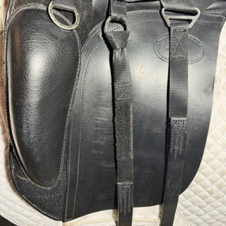Kent and Masters S - Series Dressage MDM Black 18" ADJ 7 | Saddles Direct