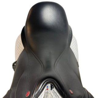 Kent and Masters S - Series Dressage MDM Black 18" ADJ 4 | Saddles Direct