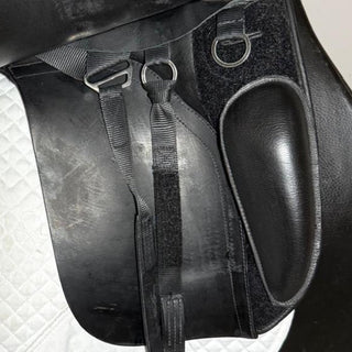 Kent and Masters S-Series High Wither HDM Dressage Black 18" ADJ 8 | Saddles Direct