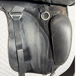 Kent and Masters S - Series High Wither Moveable Block HDM Dressage Black 17" ADJ 8 | Saddles Direct