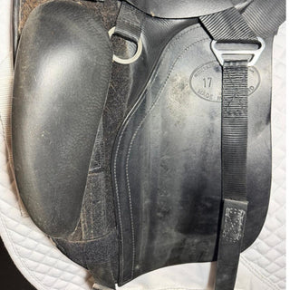 Kent and Masters S - Series High Wither Moveable Block HDM Dressage Black 17" ADJ 7 | Saddles Direct