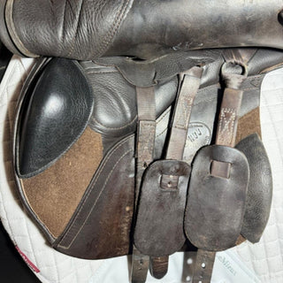 Kent and Masters S - Series MJJ Jump Brown 17.5" ADJ 7 | Saddles Direct