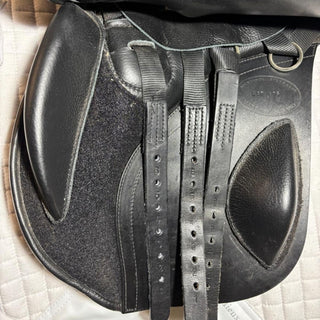 Kent and Masters S - Series Universal GP UGP Black 17.5" 7 | Saddles Direct