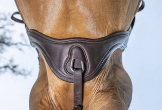 Black LeMieux Gel - Tek Anatomic Jumping Girth 8 - Saddles Direct