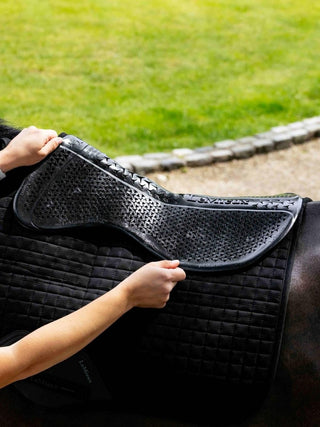 LeMieux Gel-Tek Shaped Half Pad 2 | Saddles Direct