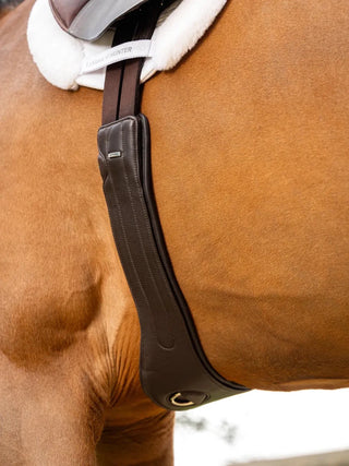 LeMieux Hunter Girth with Detachable Non-Slip Liner 9 | Saddles Direct