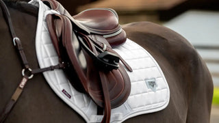 LeMieux Loire Classic Close Contact Square White 2 | Saddles Direct