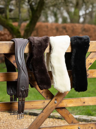 LeMieux Merino+ Anatomic Jumping Girth Cover 3 | Saddles Direct
