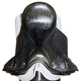 Loxley Dressage Black 17" W 4 | Saddles Direct