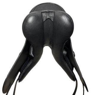 Nathaniel Underwood Monoflap Dressage Black 18" W 5 | Saddles Direct