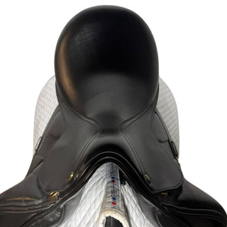 Paul Jones Dressage Black 17.5" MW 4 | Saddles Direct