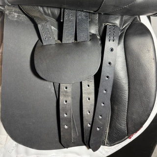Pony, Cob & Horse Bowland GP Black 18" MW 8 | Saddles Direct