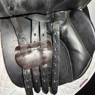 Pony, Cob & Horse Bowland GP Black 18" XW 8 | Saddles Direct