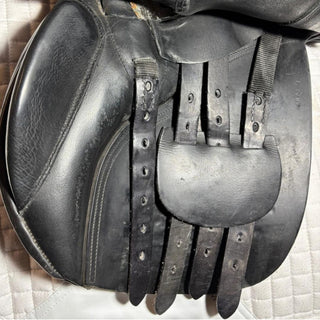Pony, Cob & Horse Bowland GP Black 18" XW 7 | Saddles Direct