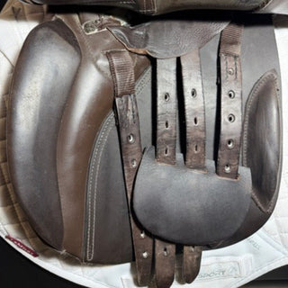 Pony, Cob & Horse Bowland GP Brown 17.5" MW 7 | Saddles Direct