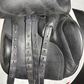 Pony, Cob & Horse Dual flap Jump Black 17.5" W 8 | Saddles Direct