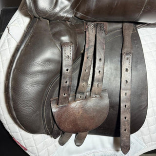 Pony, Cob & Horse Dual Flap Jump Brown 16.5" W 7 | Saddles Direct