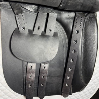 Pony, Cob & Horse Working Hunter/Show Black 17" MW 8 | Saddles Direct