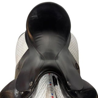 Prestige Academy Dressage Black 17" MW 4 | Saddles Direct