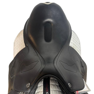 Prestige X - Breath Jump Black measures 17.5” Stamped 18" MW 4 | Saddles Direct