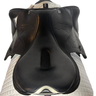 Prestige X - Breath Jump Black measures 17.5” Stamped 18" MW 6 | Saddles Direct