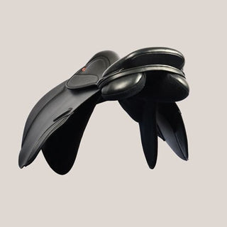 Saddle Company Genoa Close Contact Jump 14 | Saddles Direct