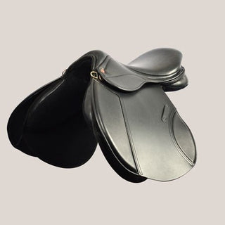 Saddle Company Genoa Close Contact Jump 3 | Saddles Direct