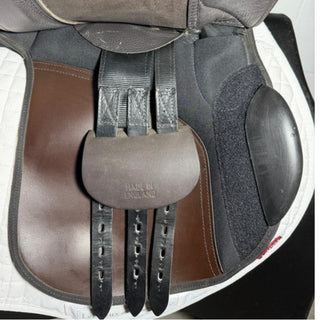 Saddle Company Vicenza GP Brown 17.5" W 8 | Saddles Direct