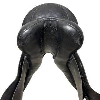 Silhouette GP Black 17.5" W 9 | Saddles Direct