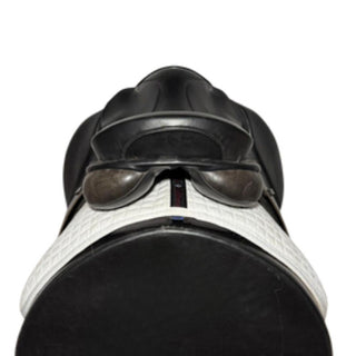 Silhouette VSD Black 17.5" MW 5 | Saddles Direct