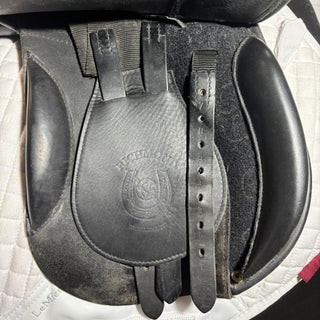 Symonds Richmond VSD GP Black 17" MW 8 | Saddles Direct