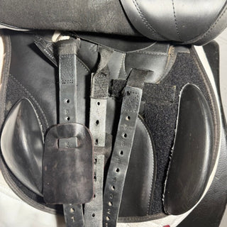 Thorowgood T4 GPX Cob GP Black 17" ADJ 8 | Saddles Direct