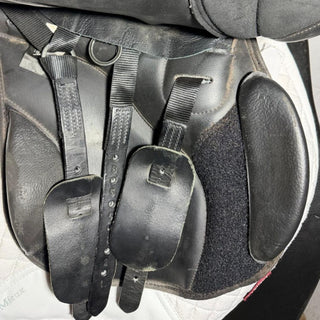 Thorowgood T4 High Wither GP Black 17.5" ADJ 8 | Saddles Direct